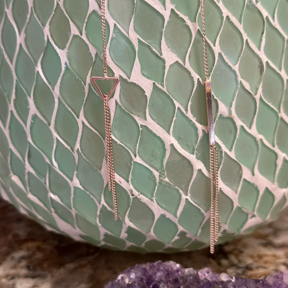 Guess Gold Chain Thread Dangle Earrings - Picture 4 of 6